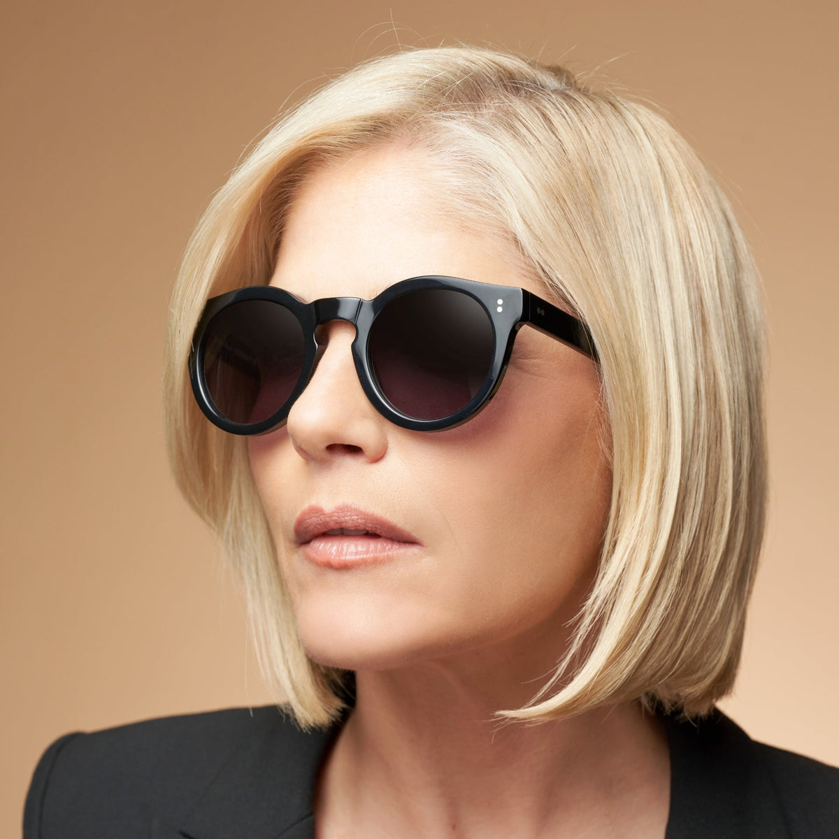 Selma Blair x Benny’s Eyewear Capsule Collection Featured in Gladys Magazine